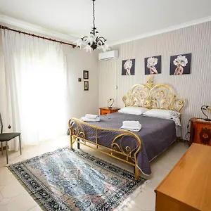  Apartment Chiaro Di Luna